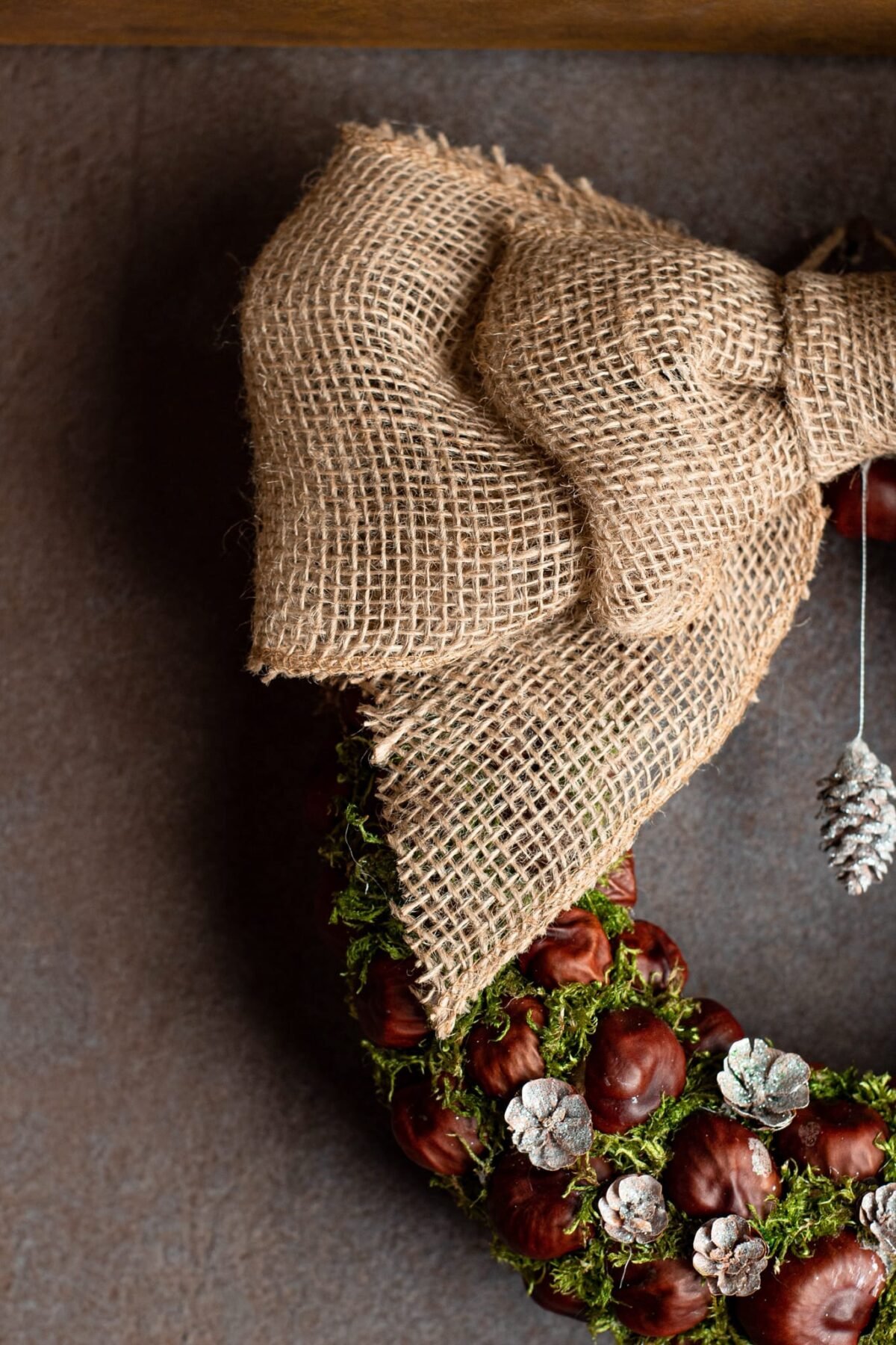 Chestnut Christmas wreath - Image 8