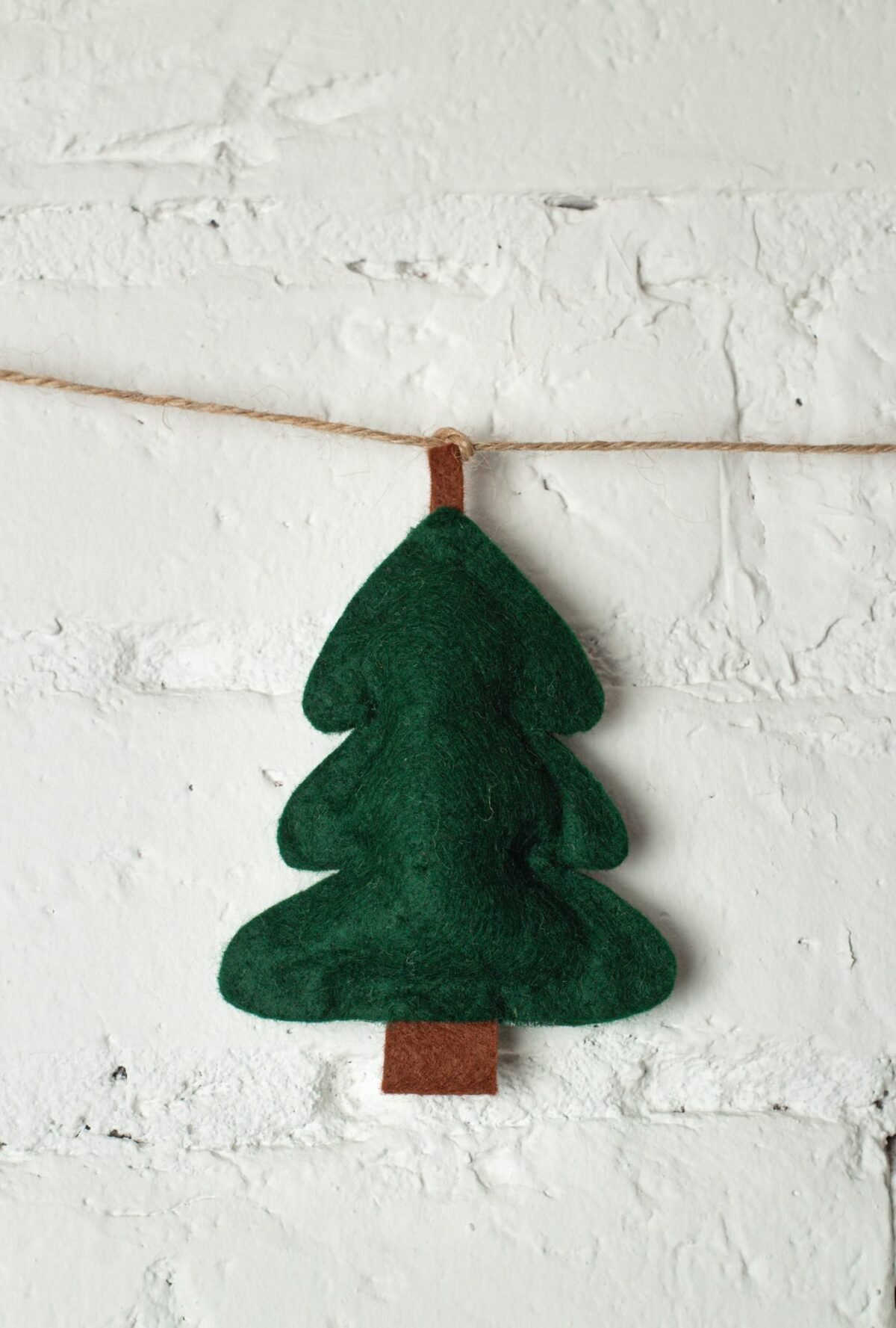 Felt Christmas tree garland - Image 4