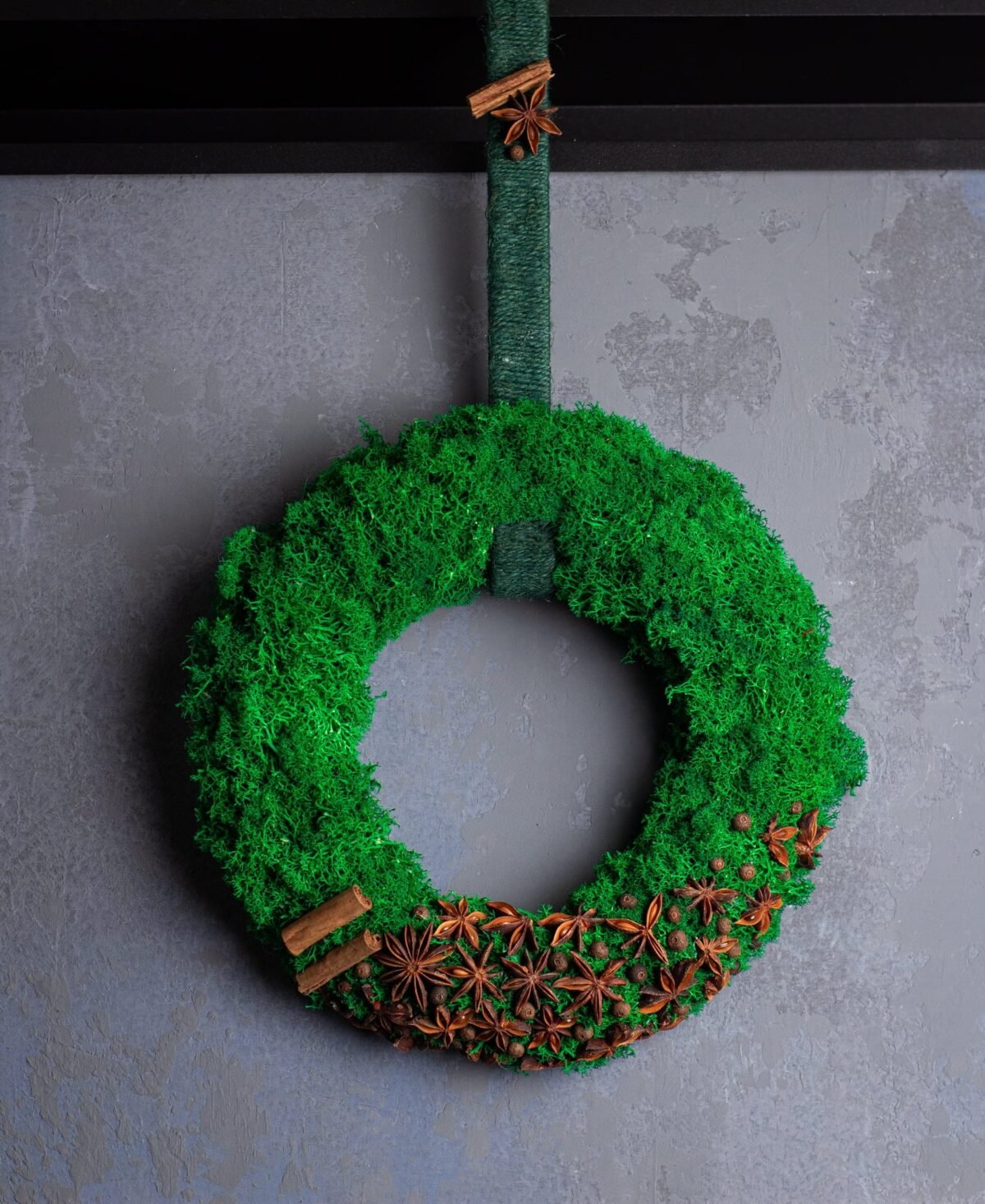 Natural moss wreath - Image 3