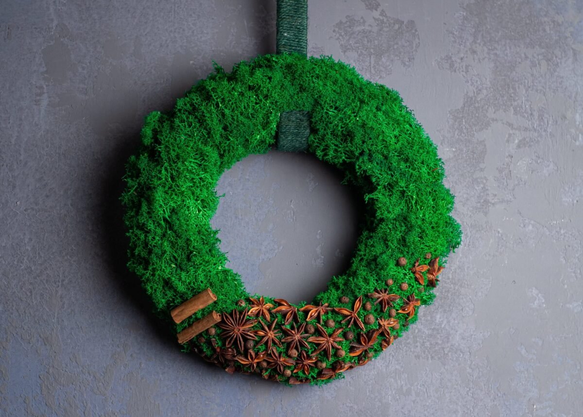 Natural moss wreath
