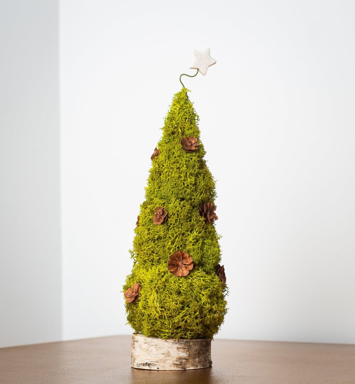 Green moss Christmas tree - Image 2
