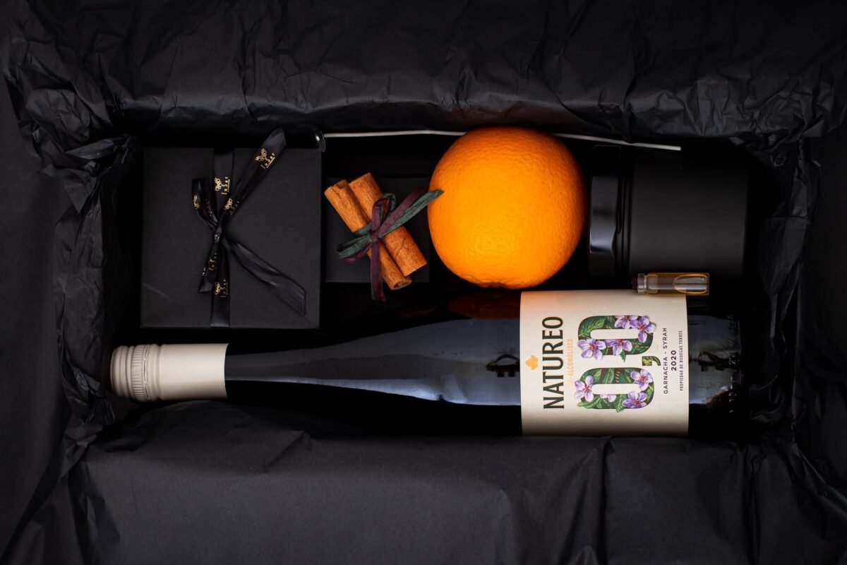 Mulled wine & candle making gift box - Image 10