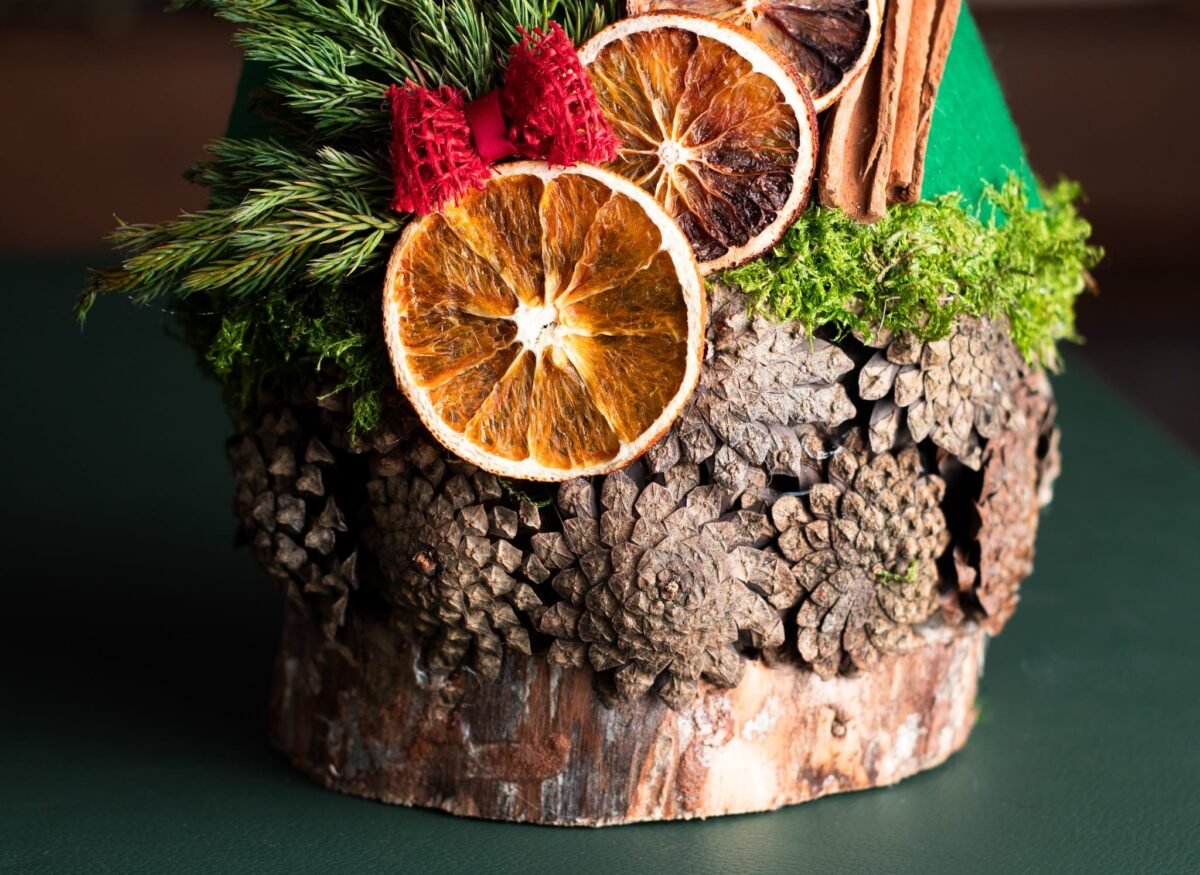 Quirky Christmas tree - Image 3