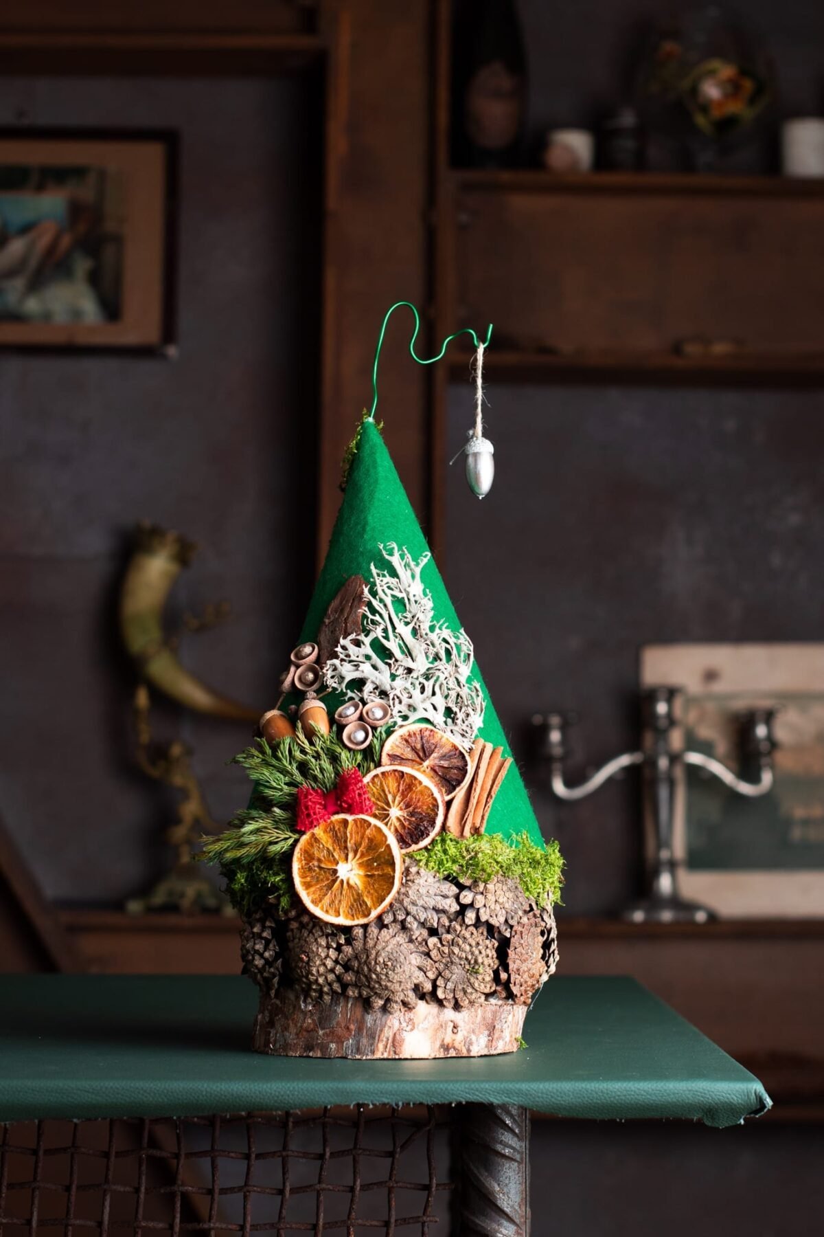 Quirky Christmas tree - Image 2