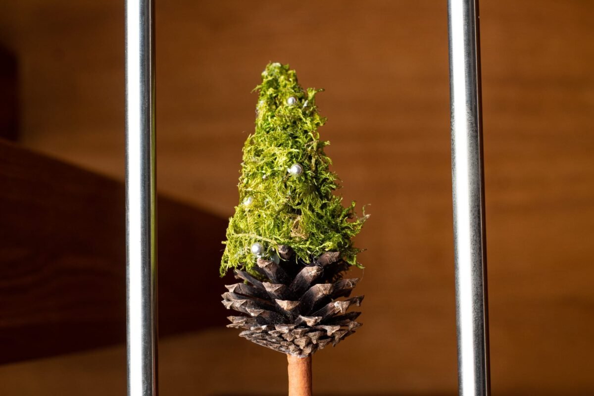 Mini green moss Christmas tree - Image 6