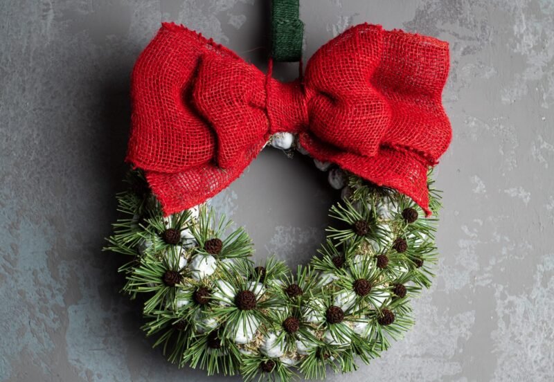 Spiky chestnut Christmas wreath