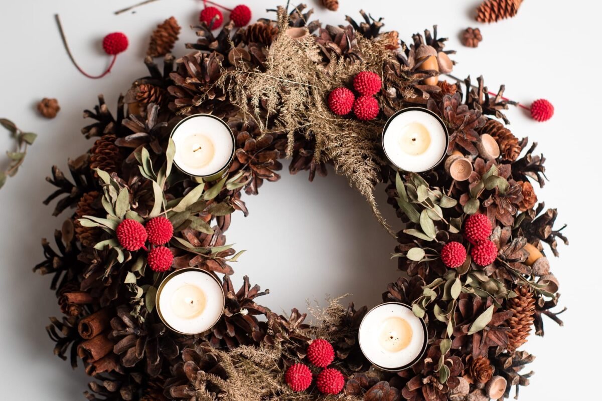 Pinecone tealight holder - Image 9