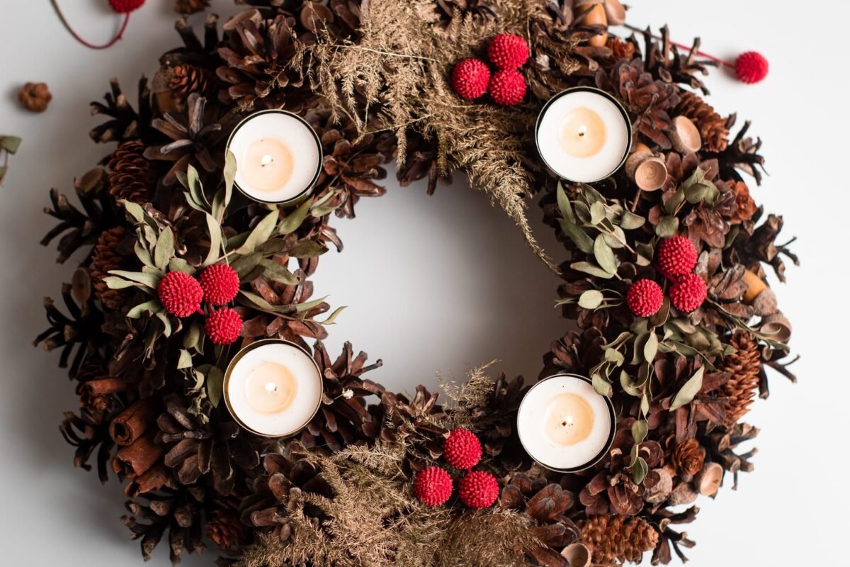 Pinecone tealight holder - Image 6