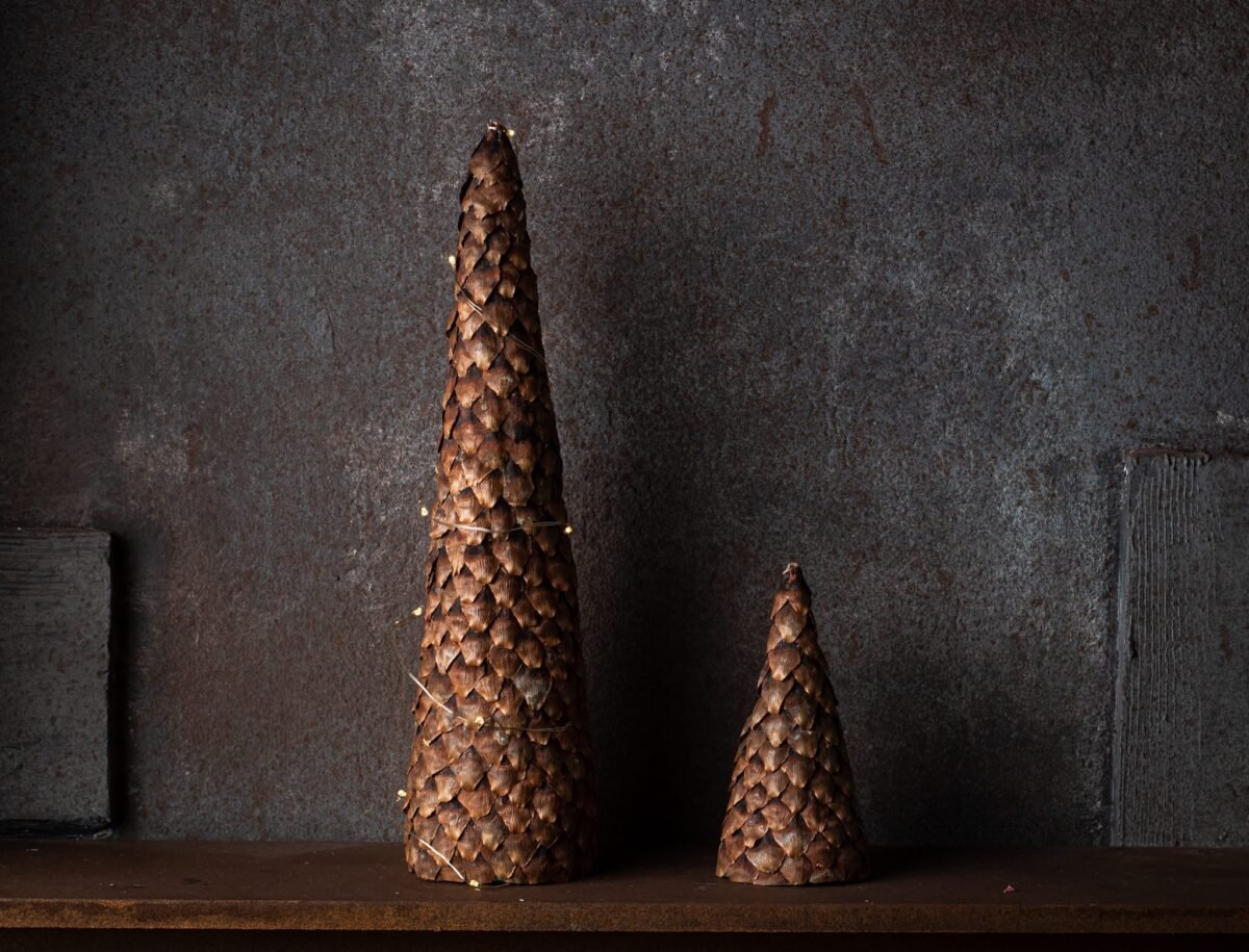 Pinecone tip Christmas tree - Image 3