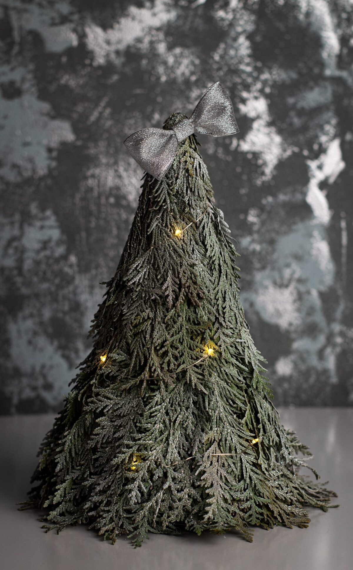 Thuja Christmas tree - Image 8