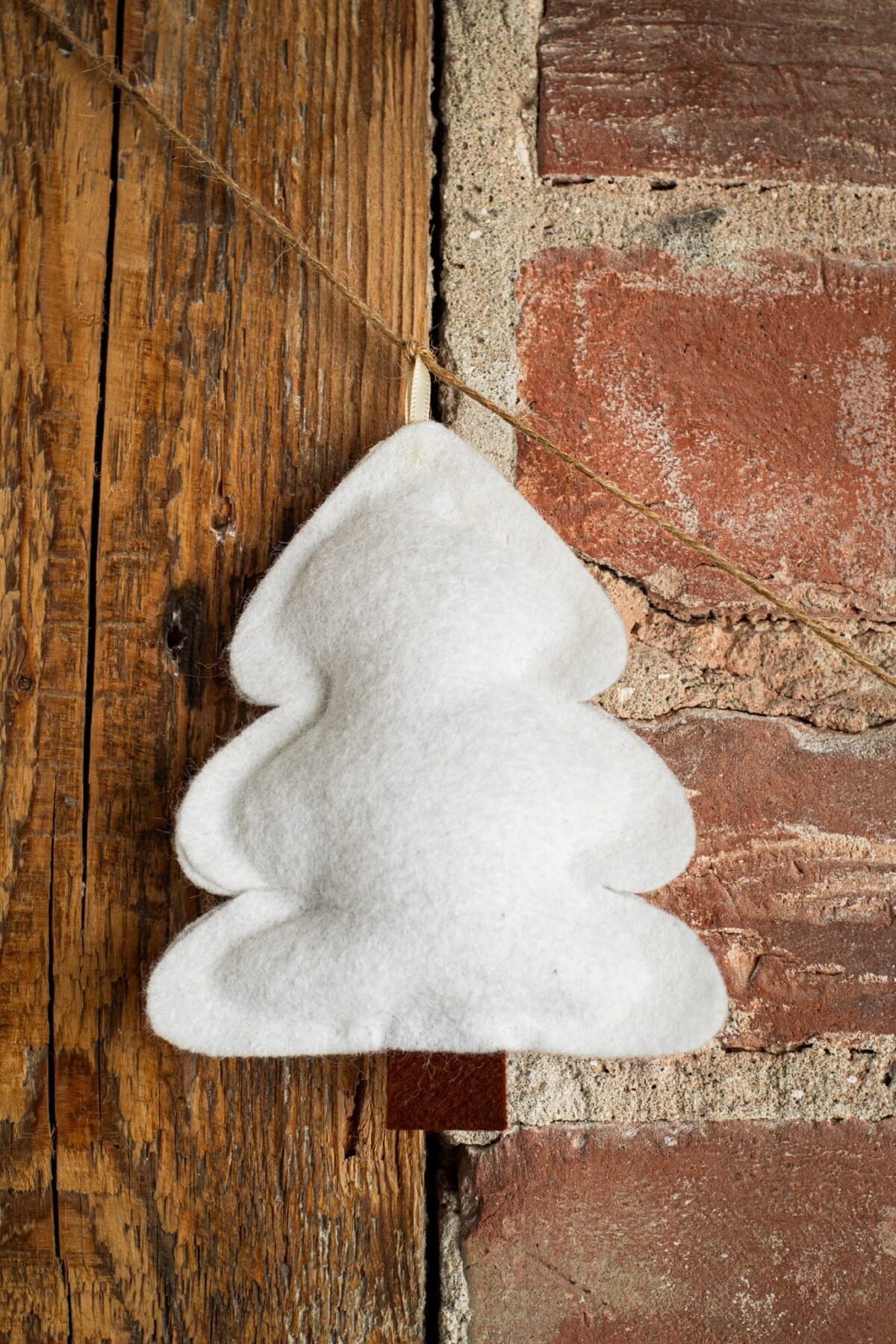 Felt Christmas tree garland - Image 10