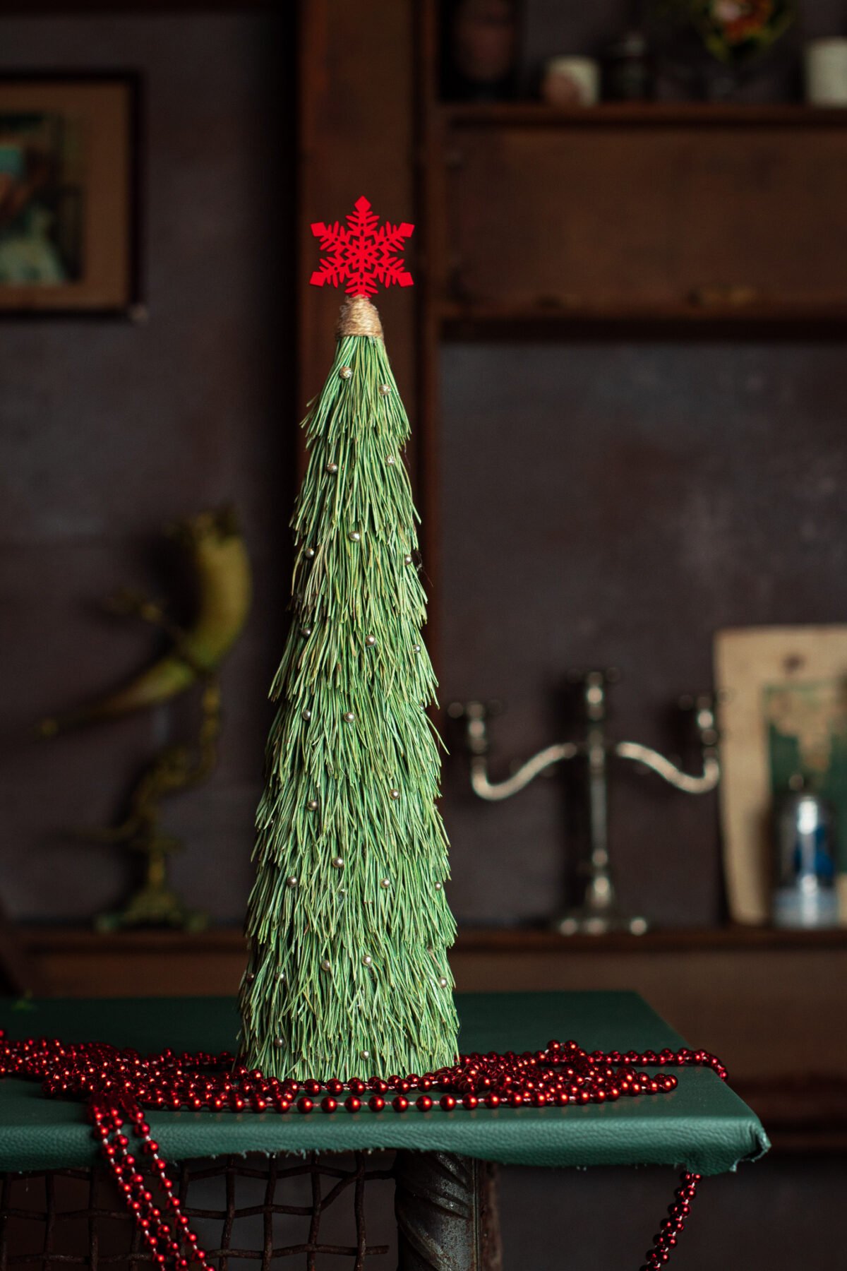 Decorative Christmas tree - Image 4