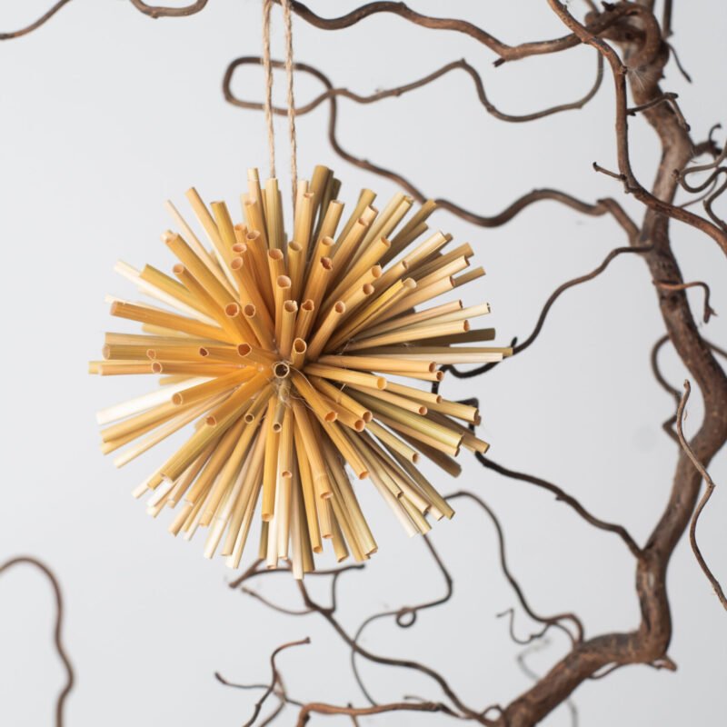 Spiky straw ornaments